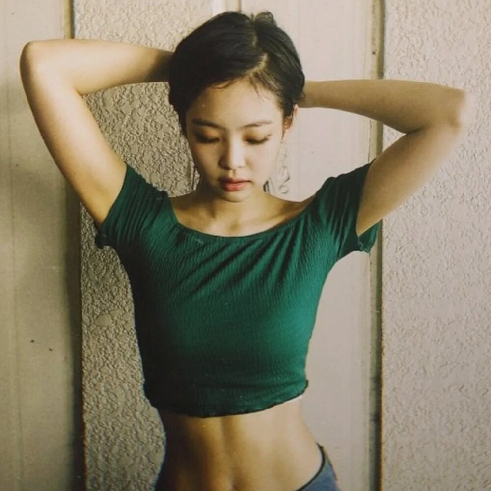 New Katie J NYC Livi Camp Green Ribbed Crop Baby Tee